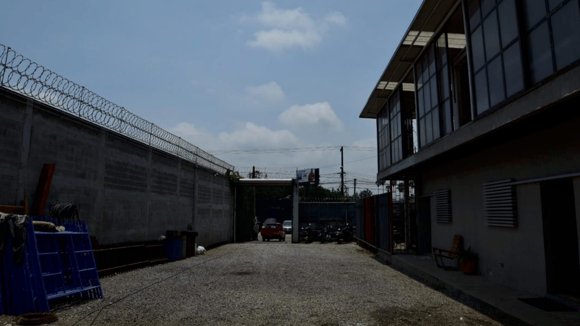 BODEGA EN VENTA PAMPLONA ZONA 13  - Miniatura 4