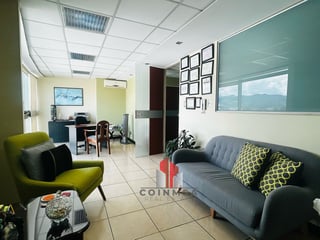 Oficina en Venta Zona 10, Edificio Torino I - 5
