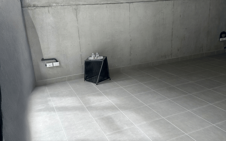 CALZADA LA PAZ / 2 Ofi-Bodegas a estrenar en Renta , zona 17