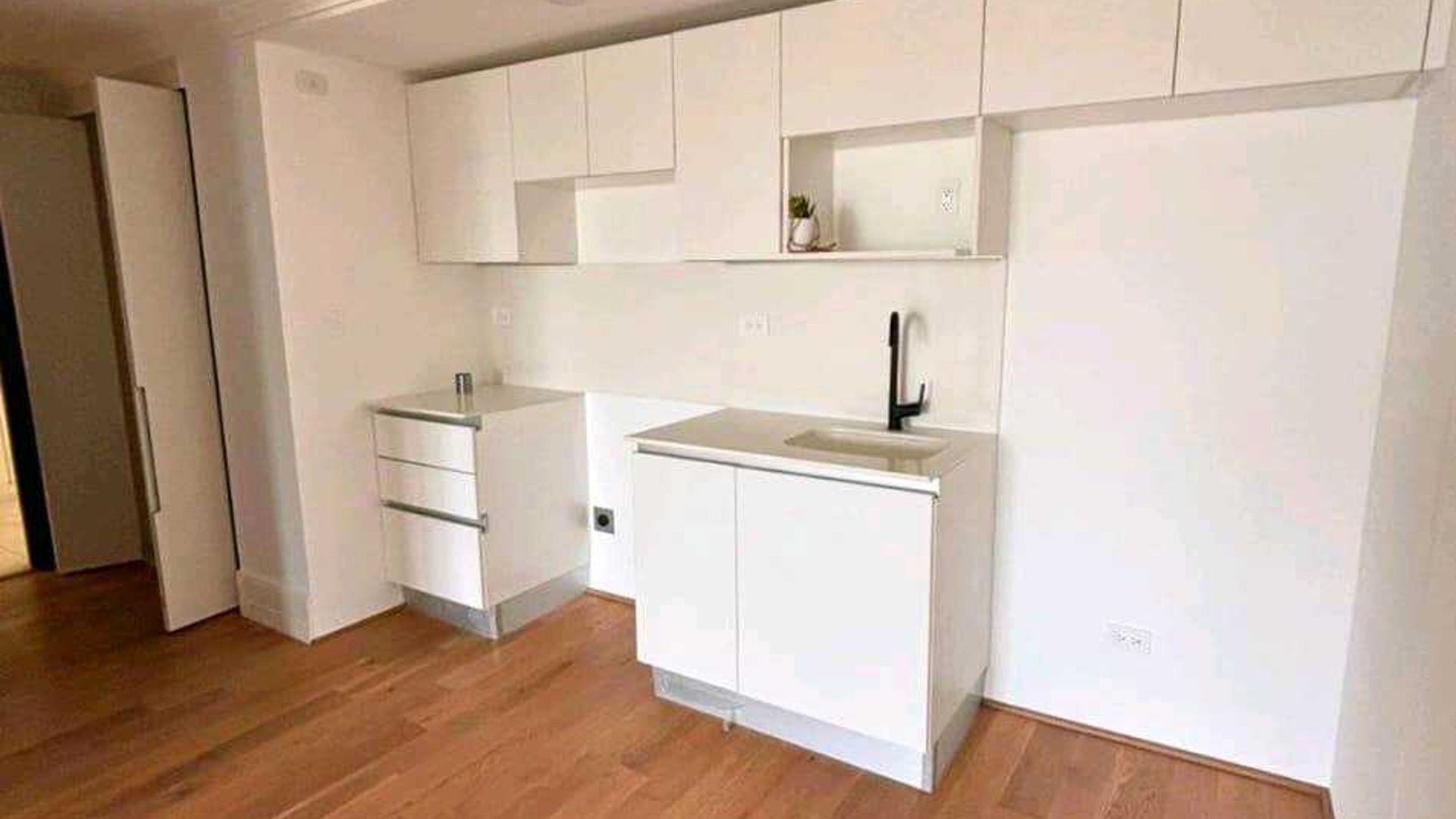 APARTAMENTO EN ALQUILER o VENTA???? Edificio Céntrico, Zona 5 - Miniatura 2