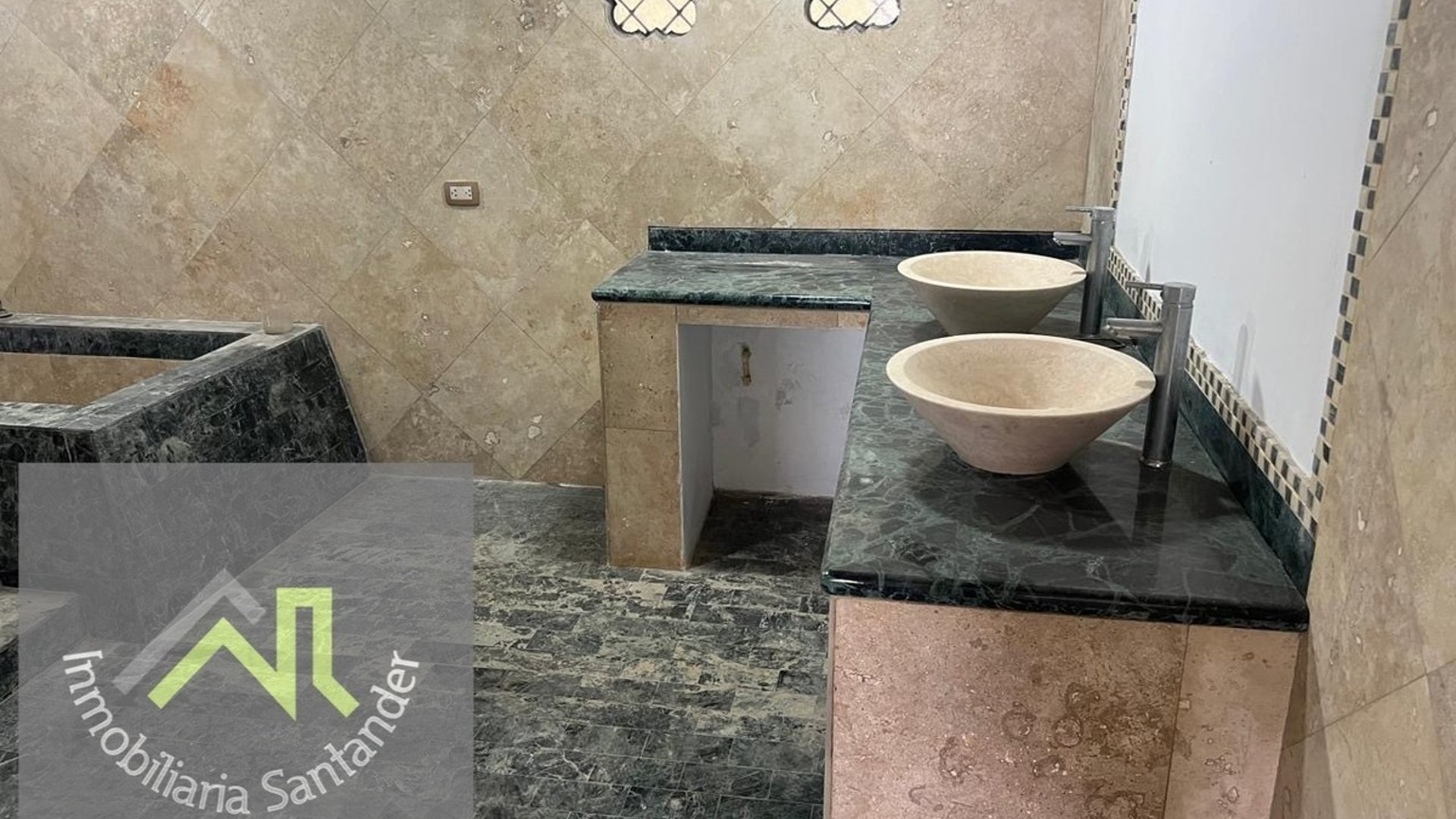 Km 36.5 carretera a Santa Elena Barillas / Granja en venta - Miniatura 13