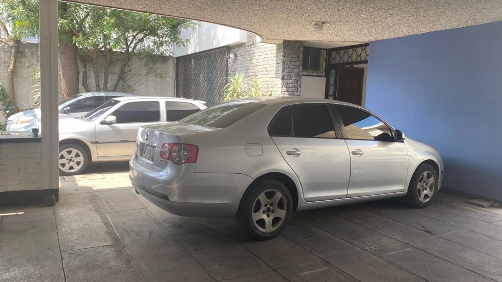 Vendo Linda  Casa en zona 9 - Miniatura 5