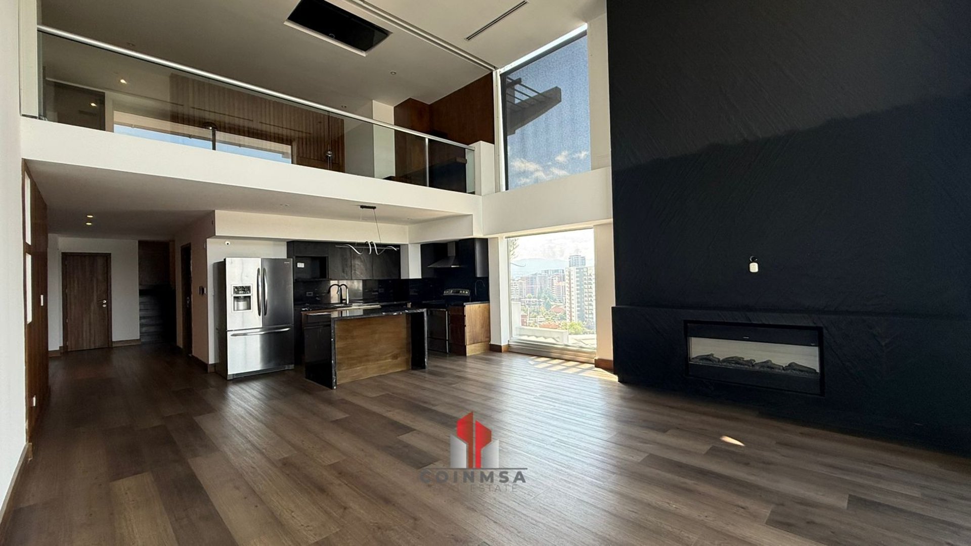Apartamento en Renta zona 10 / Atrium - Image 1
