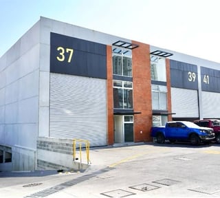 Warehouse for Sale: 425m² in Zona 4 Mixco, Guatemala City - $651,469