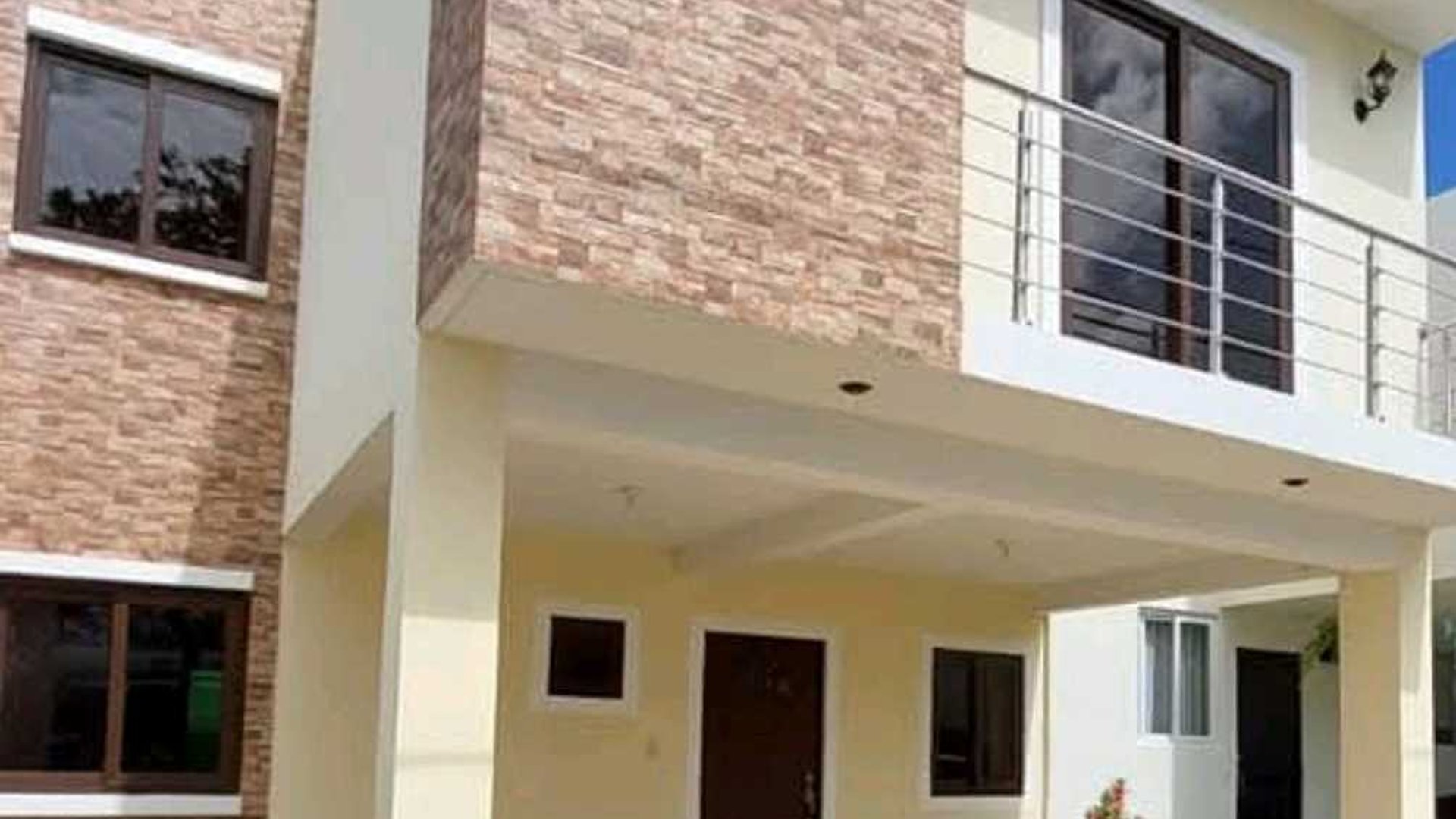 *Vendo casa en Hacienda Las Mercedes I Carr. a San José Pinula*