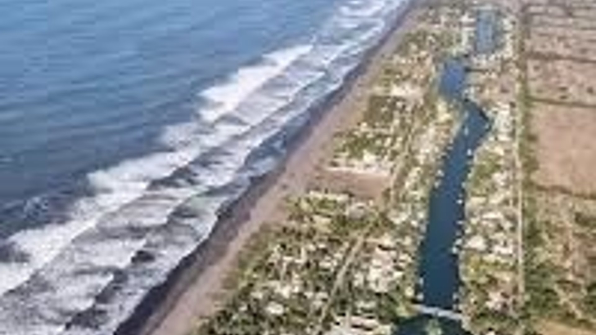 MARINA DEL SUR / Terreno en venta frente a la playa