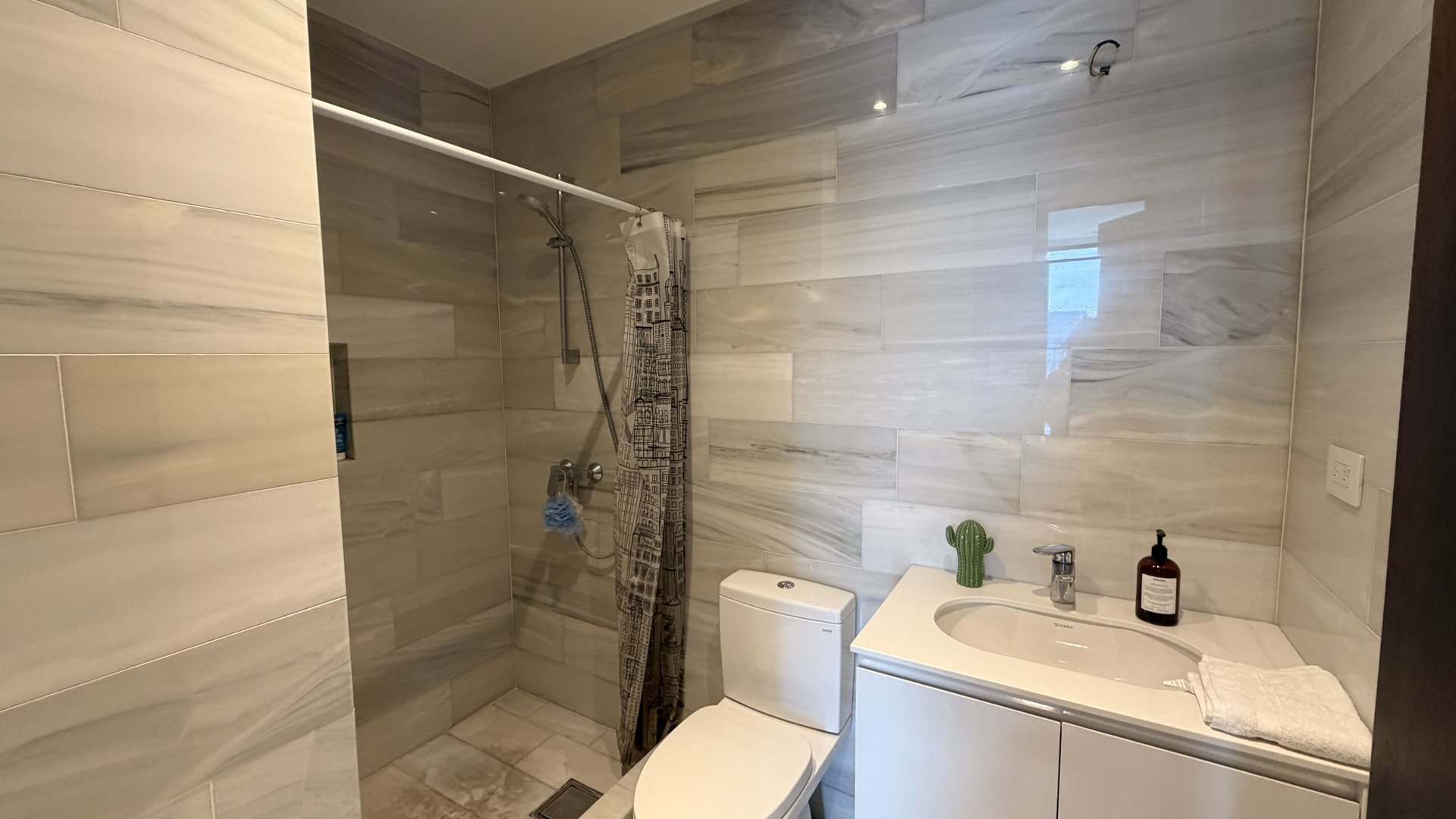 Apartamento en Alquiler Edificio Vasanta, zona 10 N12 - Miniatura 12