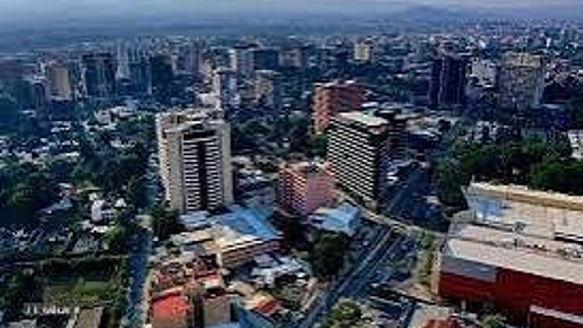 Exclusivo terreno en venta – Zona 10, área Centro Médico