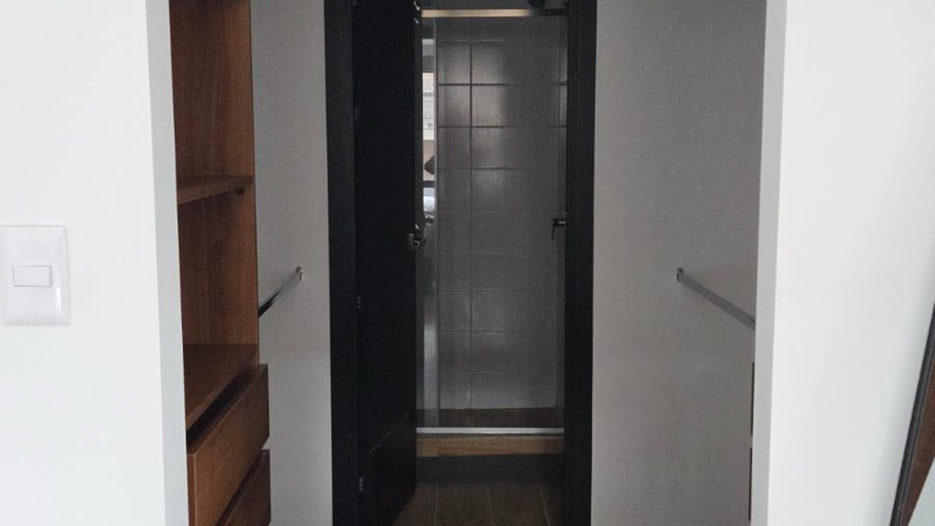 Apartamento de 3 habitaciones en alquiler Essenza zona 13 - Miniatura 7