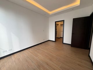Apartamento en Lirios de Cayalá, zona 16 - 5
