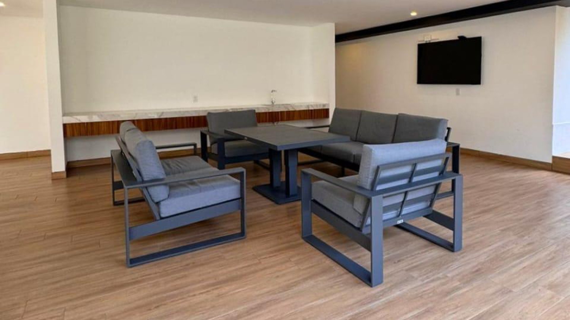 ???? APARTAMENTO AMUEBLADO EN RENTA – 2 HAB | EDIFICIO ALENA | Z.15 VH2 - Miniatura 4