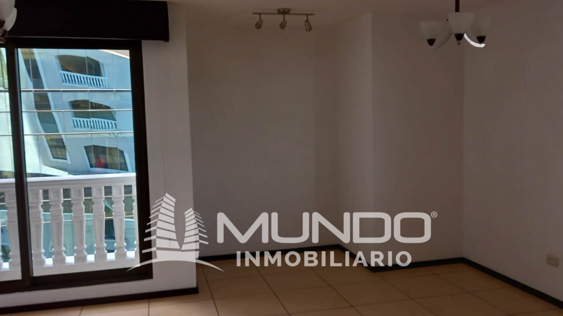 APARTAMENTO EN RENTA ZONA 10 - Miniatura 12