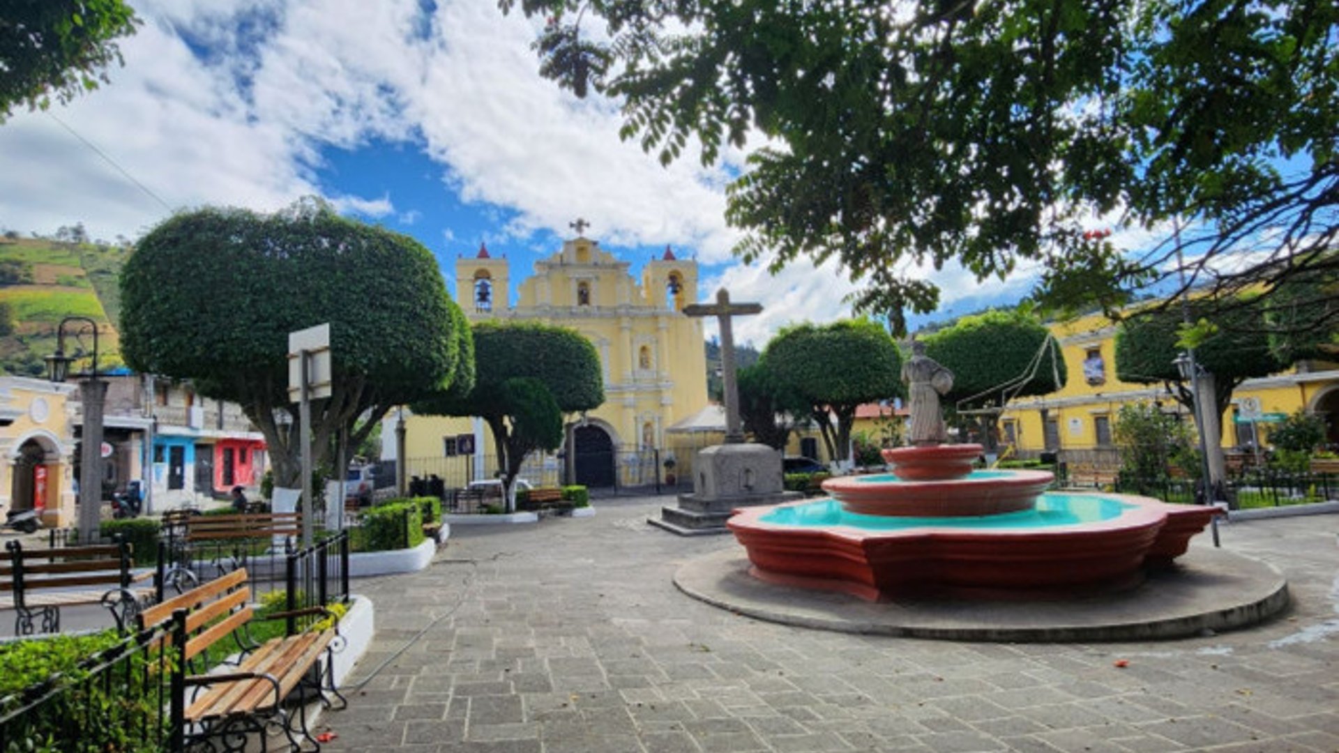 Hotel en venta muy cerca de Antigua Guatemala - Miniatura 2