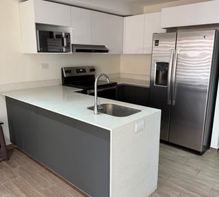 Apartamento en Renta en Parque Mateo, zona 7, 3 habitaciones ref-6082