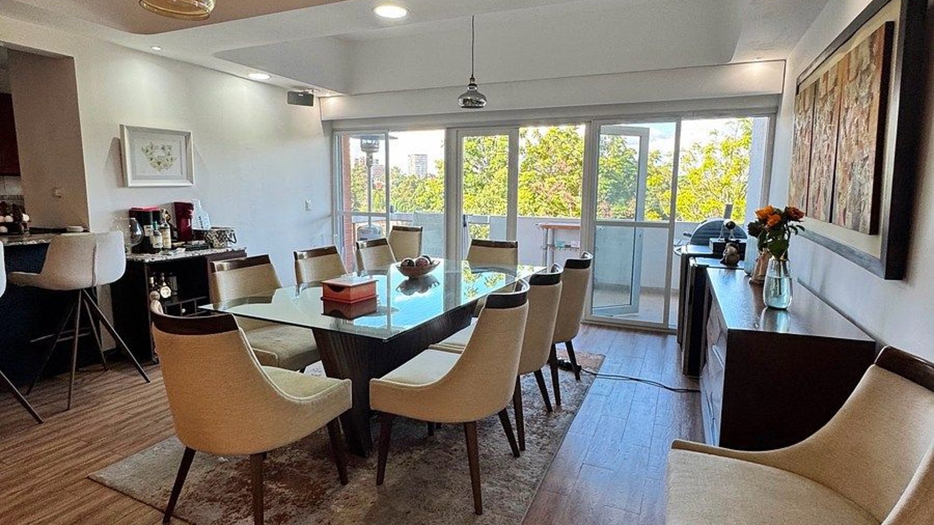 Apartamento en renta  Amueblado – Edificio Vista Real, Zona 14 - Miniatura 6
