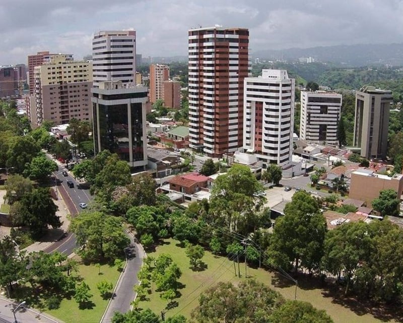 Local exclusivo en zona 14 en Renta