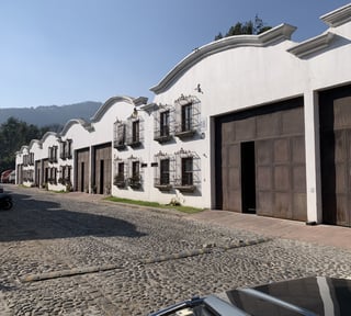 Bodega dentro de complejo en Panorama, Antigua