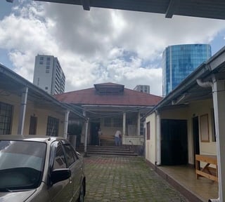CASA EN VENTA ZONA 10