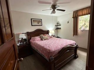 Linda Casa En Venta - En Zona 18, Residenciales Atlantida - 4