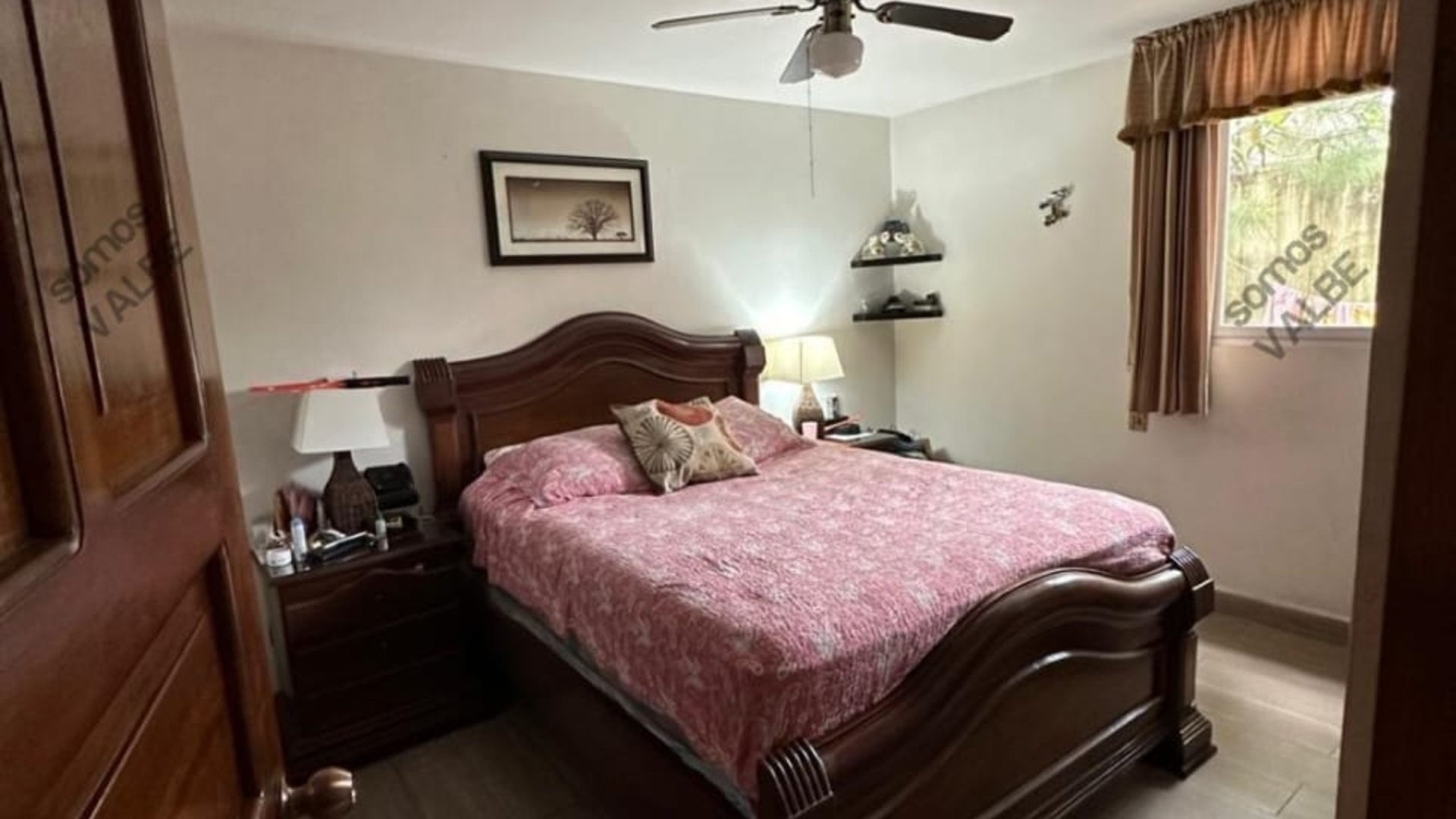 Linda Casa En Venta - En Zona 18, Residenciales Atlantida - Miniatura 4