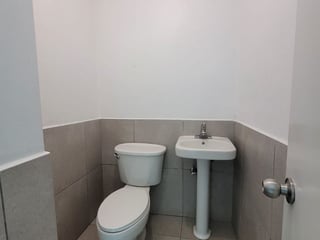Oficina en Venta Edificio Plaza Portal del Bosque torre 1, Km. 22.5 CES - 5