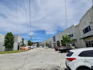 Bodegas en venta para inversionista, zona 18 - Image 6