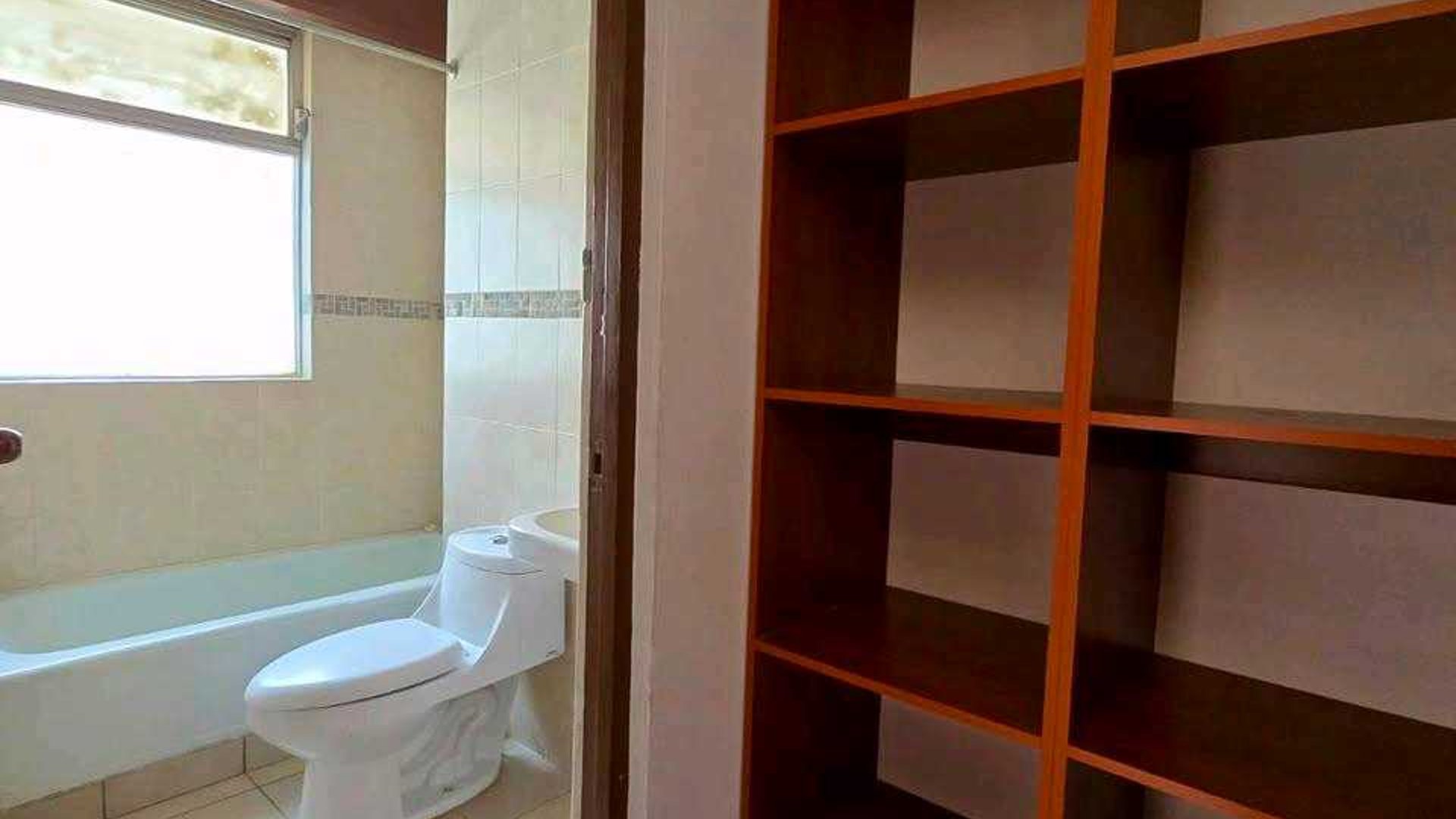 APARTAMENTO EN ALQUILER ???? Edificio Convista, Zona 15, San Lázaro - Miniatura 7