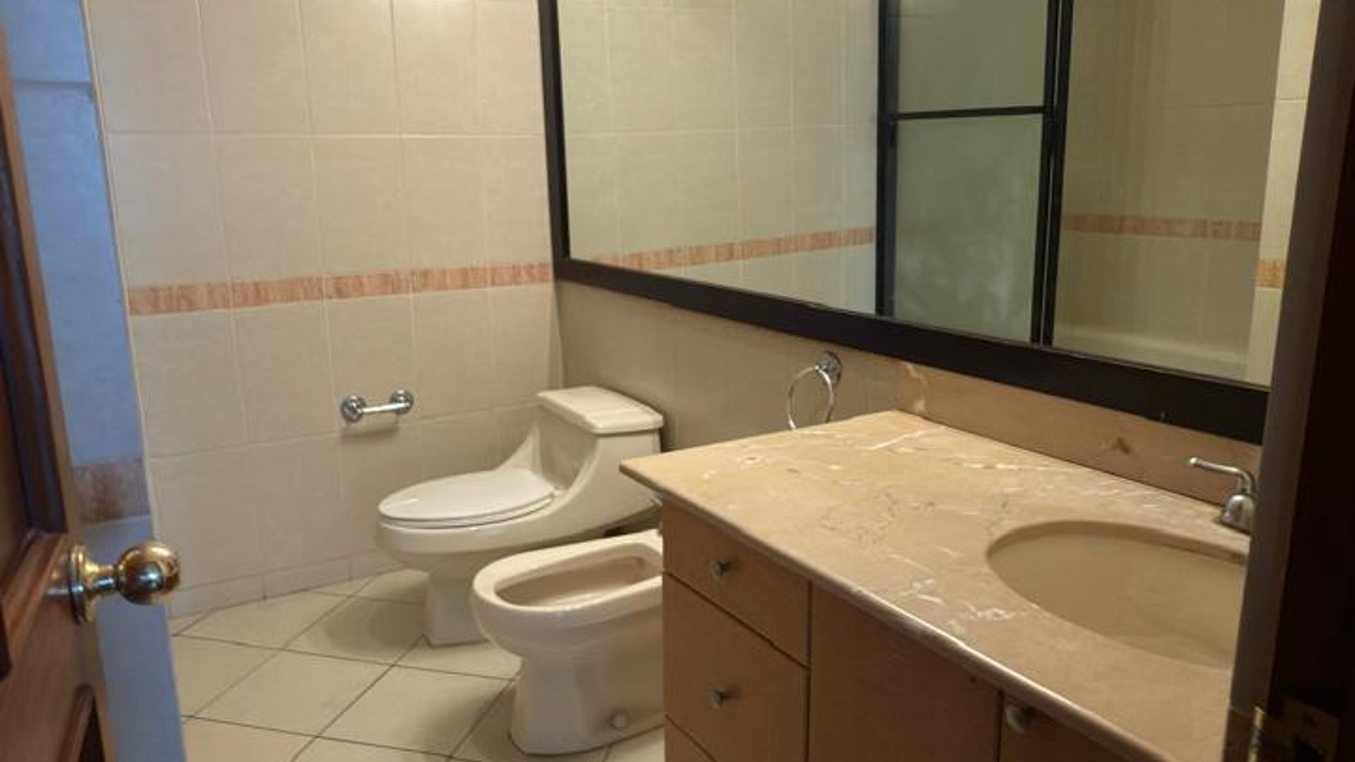 Apartamento en Renta zona 14 / Real de las Américas - Miniatura 7