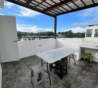 Vendo Hermosa Casa Km 17.5 entrada a La Olmeca