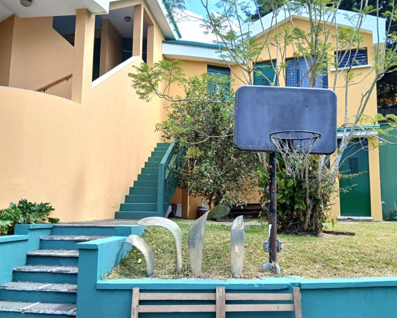 CASA EN VENTA EN SAN VICENTE - SANTA CATARINA PINULA.