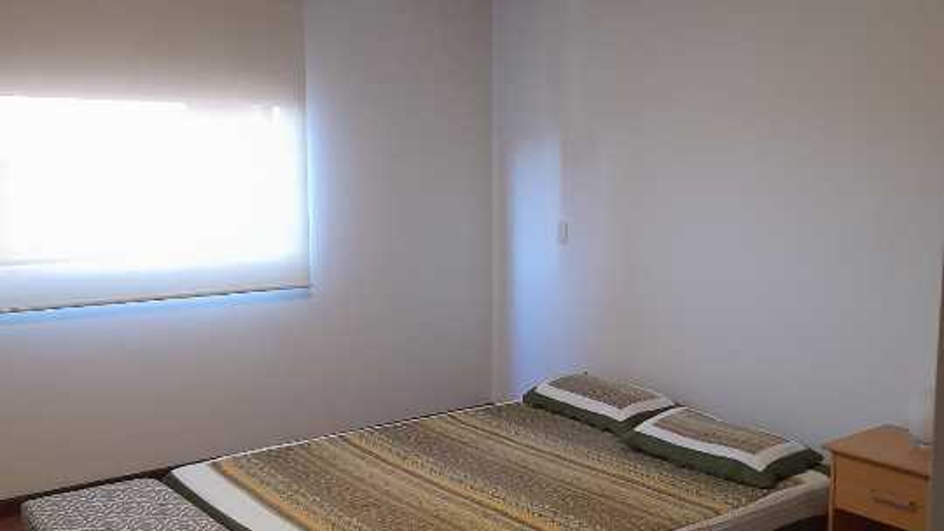 Rento amplio apartamento 3 habitaciones Vivaldi zona 14 - Miniatura 12