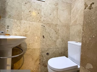 Apartamento en Alquiler / Venta , zona 10 - 3