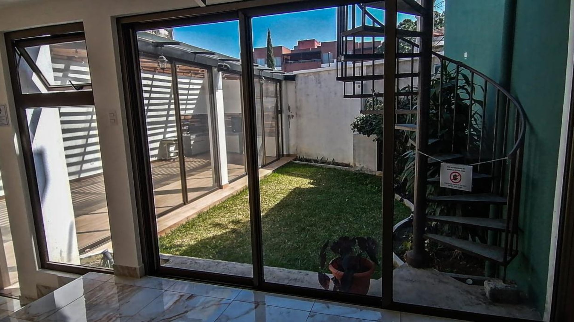 CASA EN COLONIA LA MONTAÑA ZONA 16 - Miniatura 5