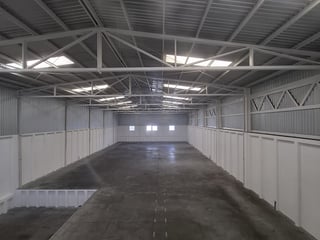 Ofibodega en renta en las Tunas zona 4 Mixco - Image 1