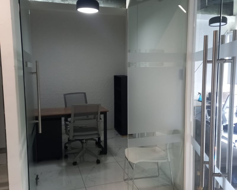 OFICINA EN RENTA