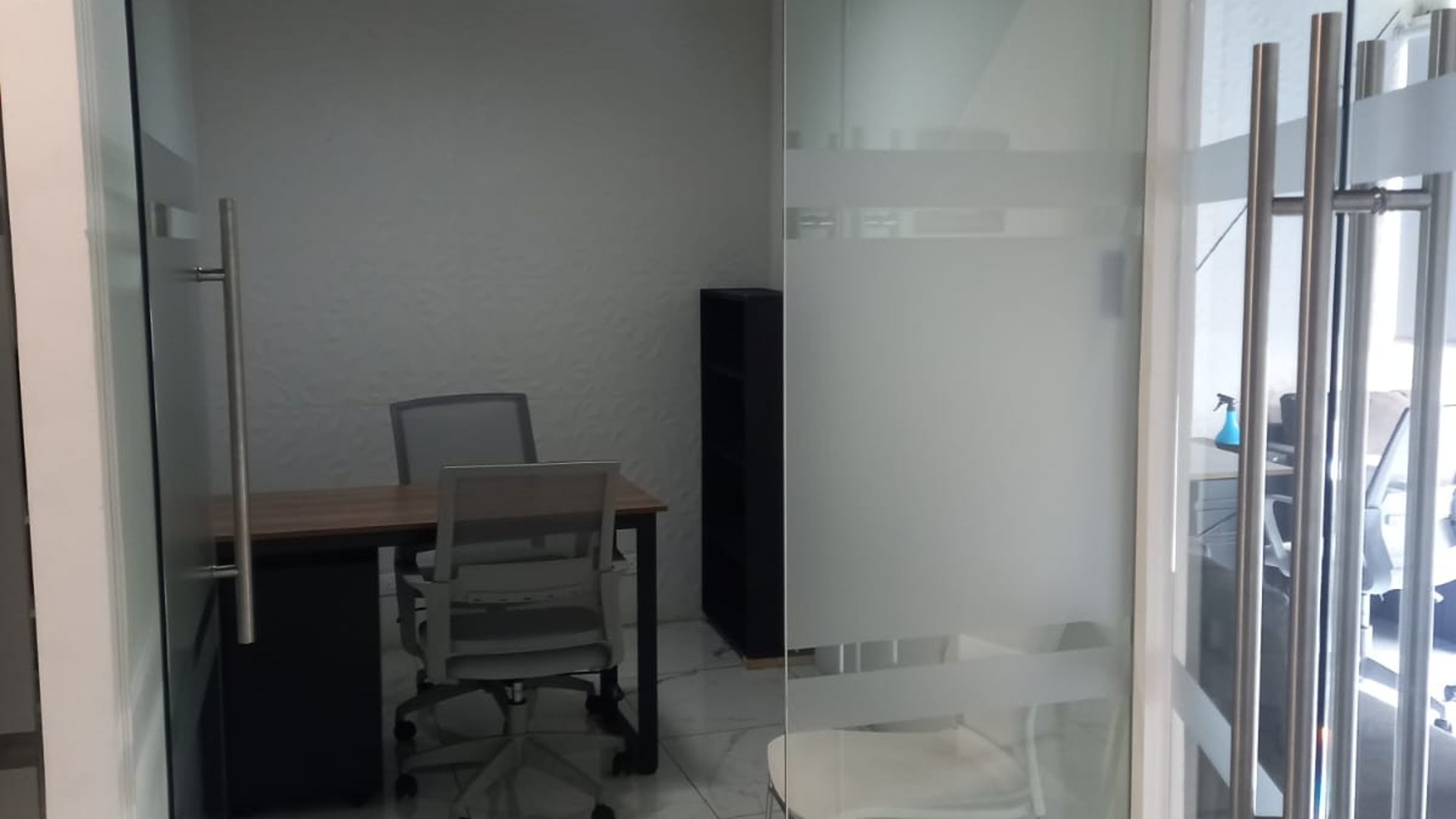OFICINA EN RENTA