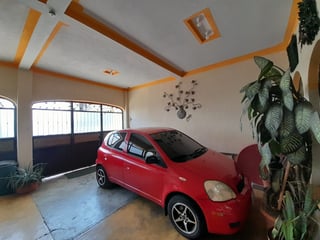 Casa de 3 Nivele  en Venta en Sector Privado de zona 21 - 5