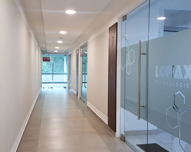Oficina en Venta, Zona 15 (V8258)