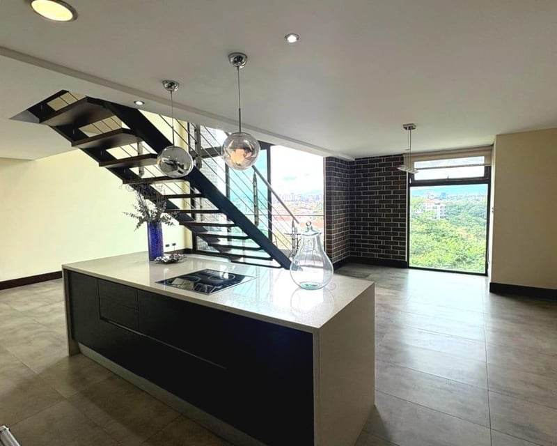 Apartamento en renta con linea blanca y 2 habitaciones en Z16 Ref-5500