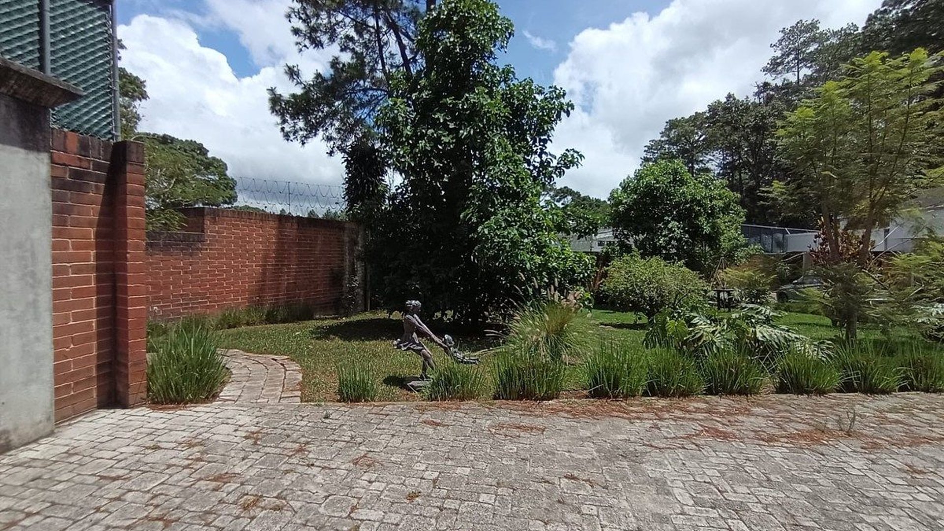 Casa en VENTA en Kanajuyú, Zona 16