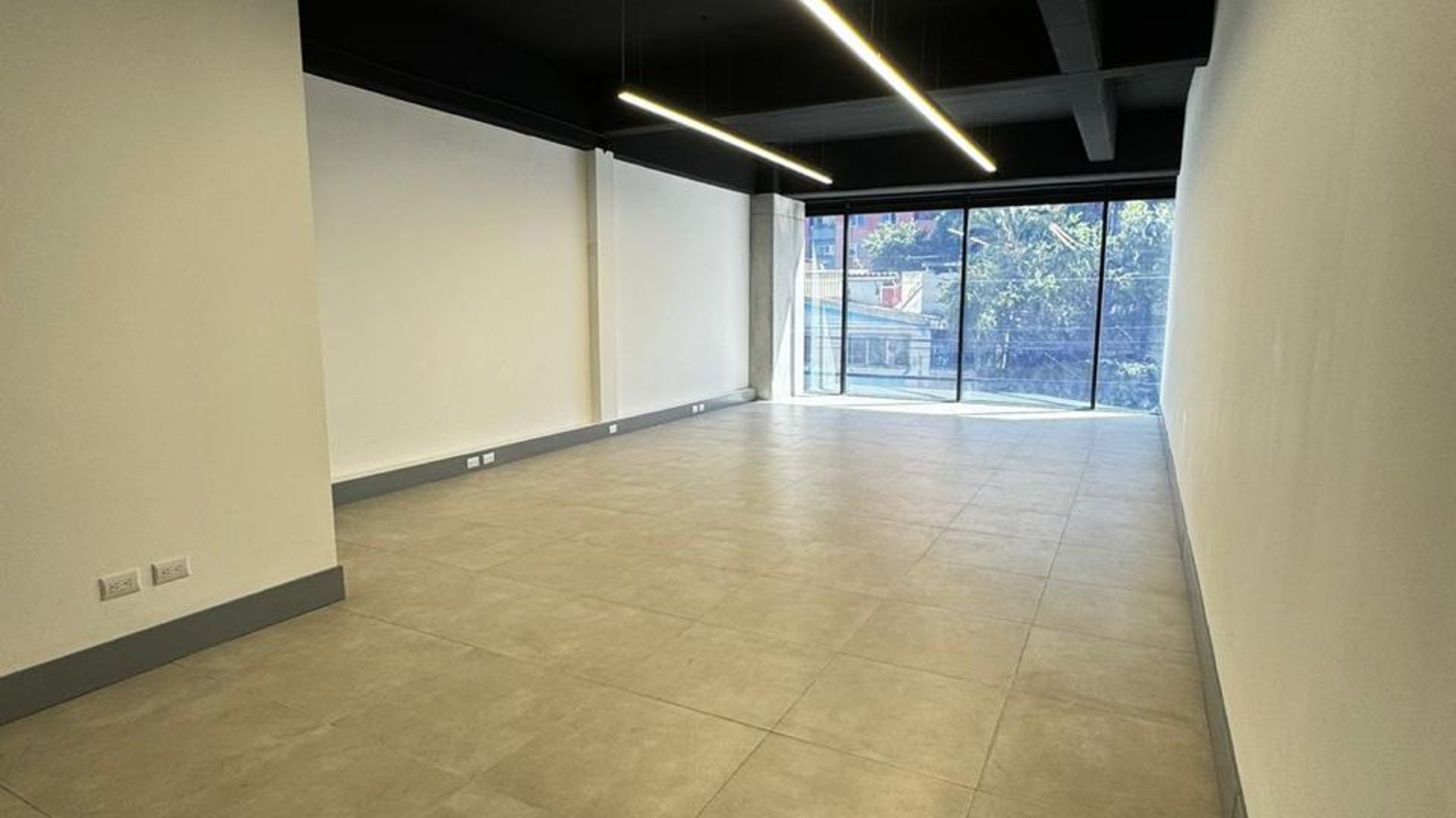 Oficina en venta, en Zone 10