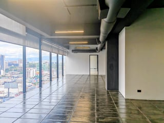 Oficina en renta en edificio 01010 zona 10 ref-6123 - 4
