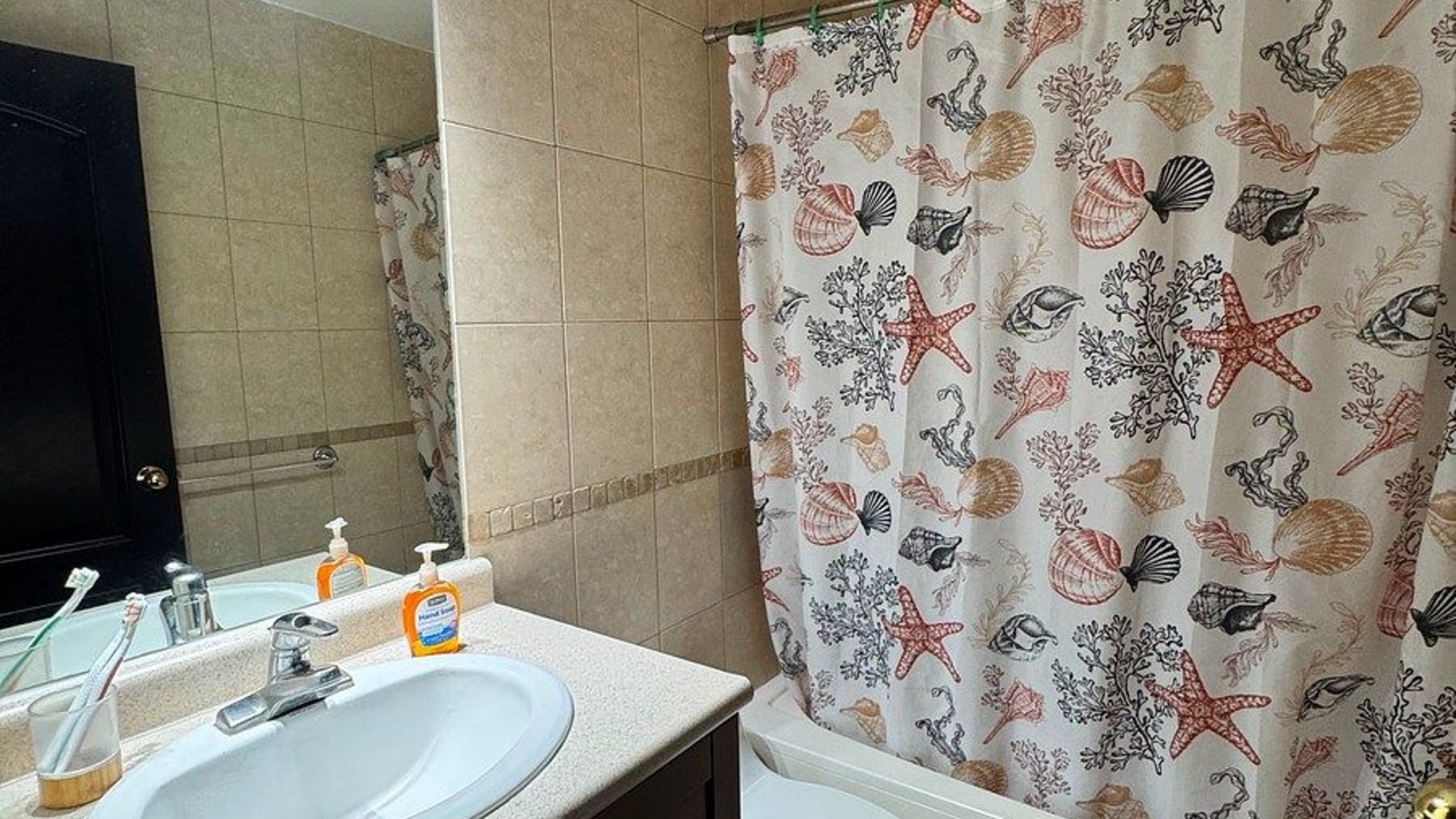 Apartamento en renta  Amueblado – Edificio Vista Real, Zona 14 - Miniatura 14