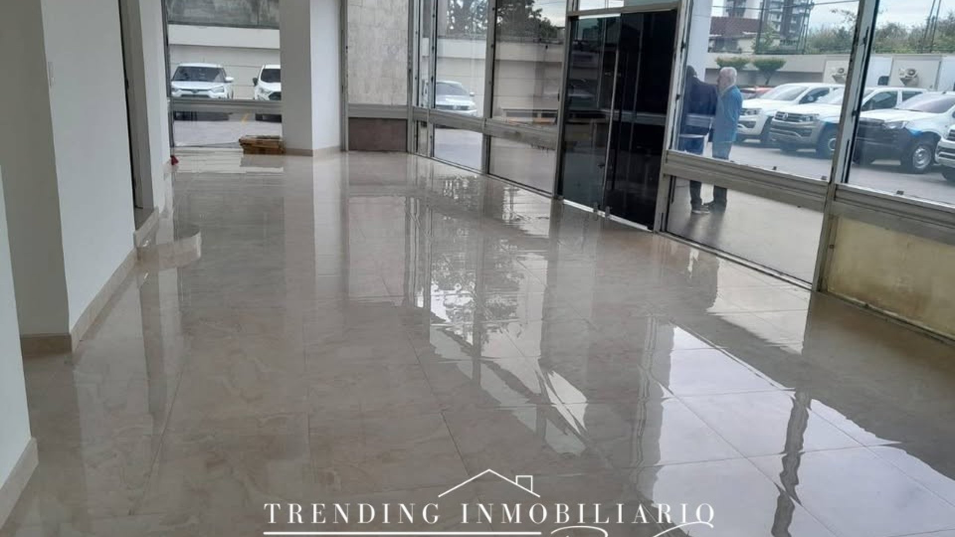 Local en venta Edificio Avante Zona 15, 84.64 m² - Miniatura 5