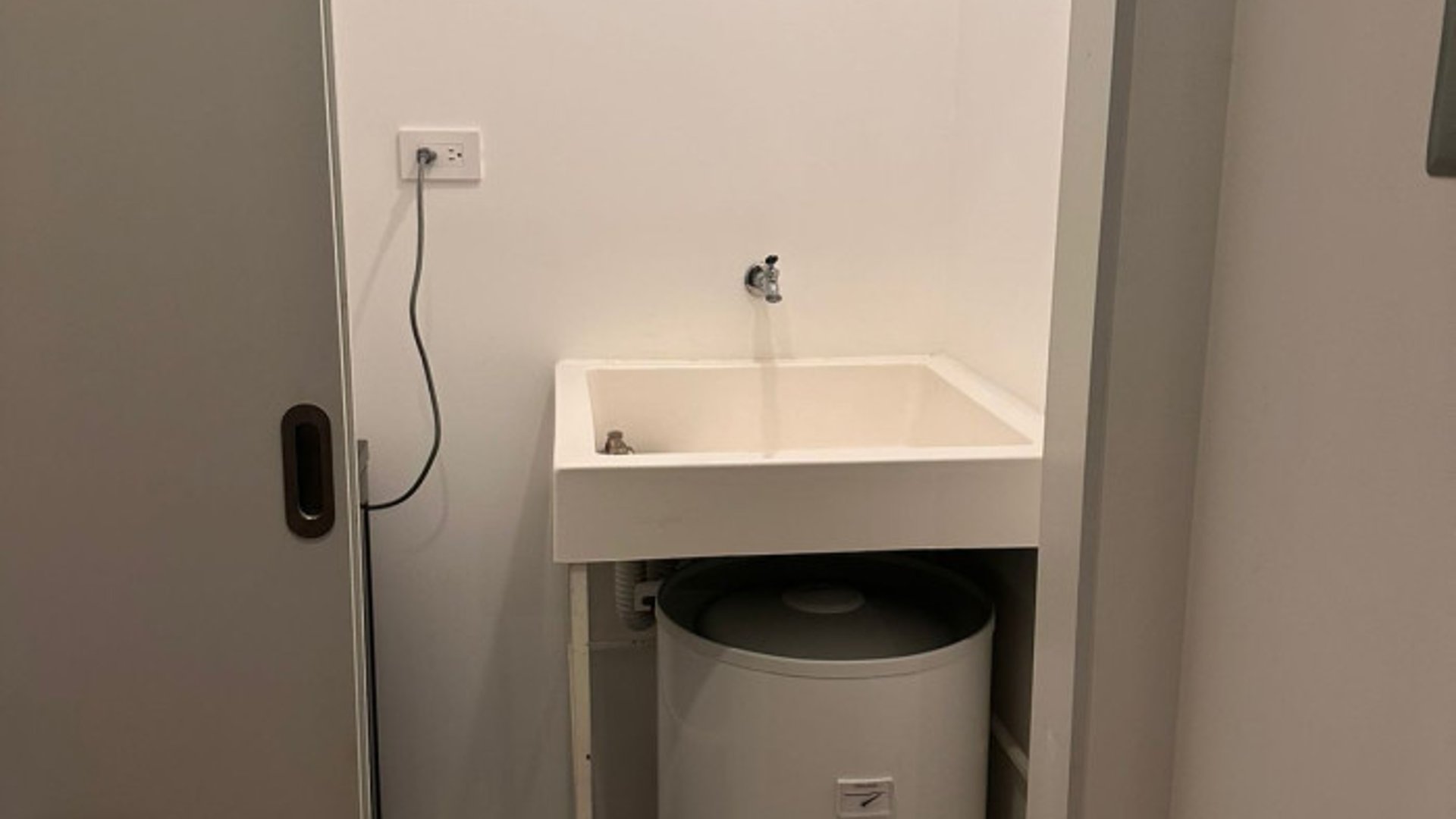 Apartamento en venta/renta Zona 4 Edificio Vivo - Miniatura 5
