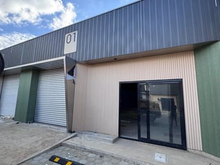 OFIBODEGA EN ALQUILER EN CAES  Complejo Comercial ARIKA | Km. 17.5 CAES - 4