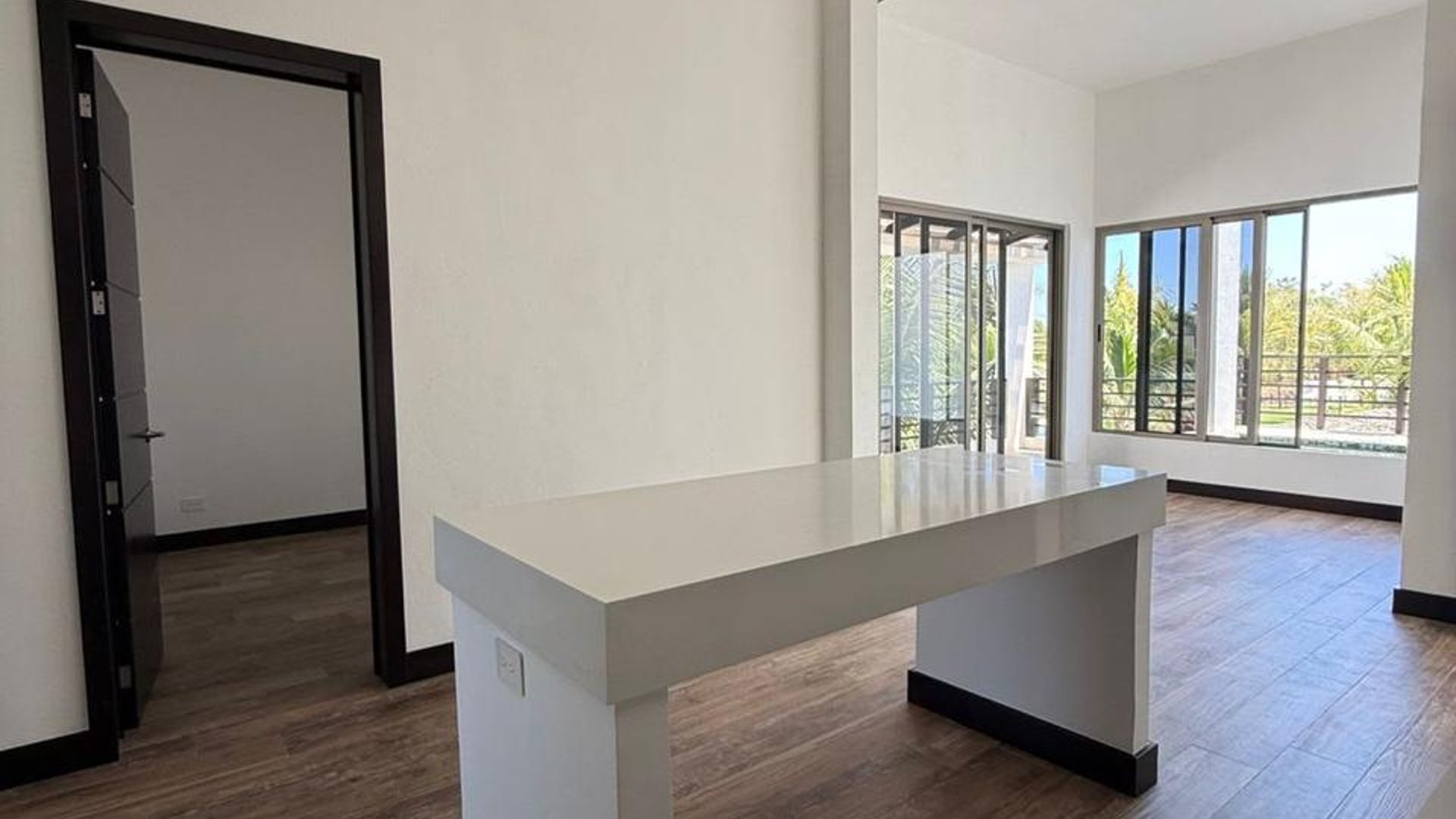 Exclusiva Villa en venta en Bahía by Blanc, Monterrico - Image 1