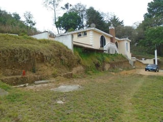 CASA EN VENTA EN KM. 33 CARRETERA INTERAMERICANA - 2