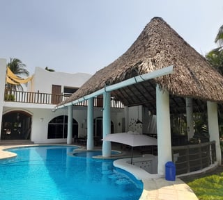Casa en la playa en alquiler, Puerta Del Mar. 