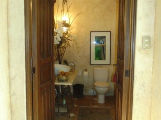 Venta y renta, Villa Italiana en la Foresta, Fraijanes. - Image 3